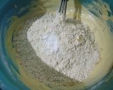 A picture of step 3 of Custard Cookies.