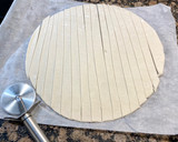 Foto del paso 7 de la receta: Pastel con nueces, pasas, manzanas y cabello de ángel