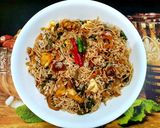 A picture of step 3 of Singaporean Rice with Noodles.