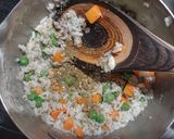A picture of step 3 of Zaatar rice pilaf.