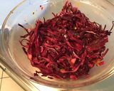 Une image de l'étape 4 de Salade composée (chou rouge,scarole,tomate et concombre).