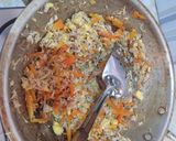 Foto langkah ke 3 dari resep Lumpia goreng isi ayam.