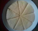 Foto langkah ke 4 dari resep Donat Pizza (Donat Maizena eggless).