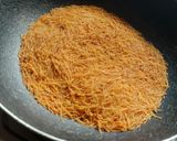 A picture of step 1 of Green peas Vermicelli upma.