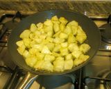 Foto del paso 2 de la receta: La receta definitiva de las patatas bravas