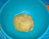 Foto langkah ke 3 dari resep Bolen Pisang Lilit.