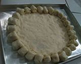 Foto langkah ke 8 dari resep Cheesy Bites Pizza | Pizza dgn pinggiran keju.