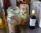 Foto del paso 2 de la receta: Magdalenas de zanahoria con mermelada de frutos rojos sin lactosa