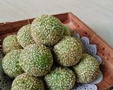 Foto langkah ke 5 dari resep Onde - onde Pandan.