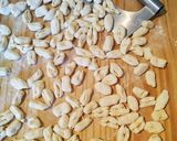 Foto del passaggio 4 della ricetta Cavatelli con crema di finocchio acciughe salate e peperoncino