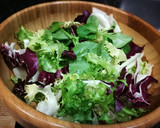 Foto del paso 1 de la receta: Ensalada gourmet con queso fresco 0% y arándanos