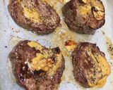 Mustáros Bélszínsteak, burgonyapürével, szarvasgomba “kaviárral” recept fázis 4 fotója