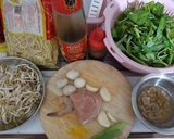 Foto langkah ke 1 dari resep Mie kangkung Jkt simple.