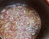 A picture of step 1 of Aloo Qeema.