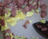 Foto langkah ke 4 dari resep Nasi Goreng Kecap Asin Simple.
