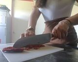 Φωτογραφία βήματος 2 της συνταγής Ρολάκια μελιτζάνας με κατσικίσιο τυρί και λιαστή ντομάτα
