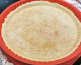 Foto del paso 6 de la receta: Quiche a los 5 Quesos con Cebolla