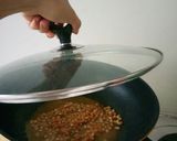 Foto langkah ke 1 dari resep Popcorn caramel tiramisu.