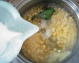 Foto langkah ke 2 dari resep 70. Bubur Jagung Keju.
