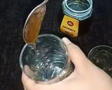 A picture of step 4 of Apple Milkshake.