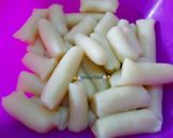 Foto langkah ke 4 dari resep Tteokbokki (Kue beras Korea).