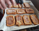 Foto del paso 6 de la receta: Torrijas de leche con chocolate blanco y torrijas vino tinto