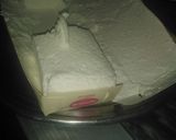 A picture of step 1 of Vanilla shake.
