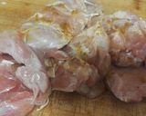 Foto del paso 1 de la receta: Muslos de pollo con salsa de setas