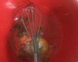 Foto langkah ke 3 dari resep Telur Dadar KrispiSambal Mercon.