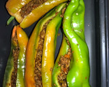 Foto del paso 5 de la receta: Pimientos gratinados, rellenos de cerdo