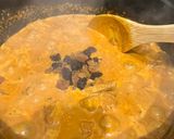 Foto langkah ke 5 dari resep Holly's fav: Chicken Tikka Masala pake kismis, gurih, wangi, kids friendly.