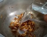 A picture of step 1 of Matar pulao ❤❤.