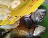 Foto langkah ke 1 dari resep Ikan Selar Kecap Pedas.