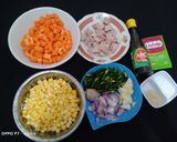 Foto langkah ke 1 dari resep Tumis Jagung Wortel Sosis.