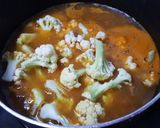 A picture of step 2 of Thai Sour Curry with Mixed Vegetables (Kaeng Som Pak Ruam).