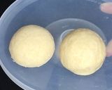 A picture of step 3 of Paneer Paratha.