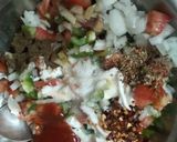 A picture of step 2 of Mayo Cheese sandich.
