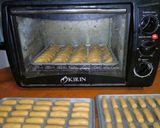 Foto langkah ke 4 dari resep Kuker Biji korna wijen #Dapur fitri.