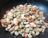 Foto del paso 5 de la receta: Habitas con gambas