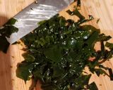 Foto langkah ke 1 dari resep Seaweed broth "sup rumput laut".