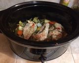 Foto del paso 8 de la receta: Pollo a la cerveza con vegetales (Olla lenta)