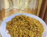 Foto langkah ke 5 dari resep Mie Goreng Jawa.