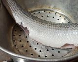 صورة لخطوة 1 من وصفة تونة بالصلصة الحمراء
