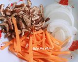 Hình bước làm 2 của món Burger cơm rong biển thịt gà rau củ