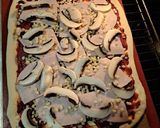 Une image de l'étape 3 de Pizza dinde champignon.
