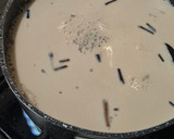 Foto langkah ke 4 dari resep Roasted Milk Tea With Grass Jelly.