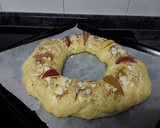 Foto del paso 5 de la receta: Roscón de Reyes de bollería