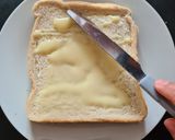 Foto langkah ke 1 dari resep Milk Cheese Bread Toast.