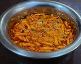 ढाबा स्टाईल शेव भाजी (sev bhaji recipe in marathi) रेसिपी स्टेप 3 फोटो 