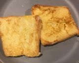 Foto langkah ke 7 dari resep Makanan AnakRoti Susu Lapis Telur Orak Arik.